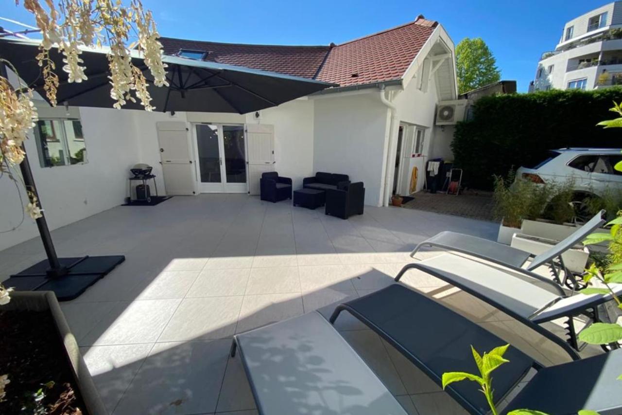 Tiny House - Town House In The Centre Of Annecy Terrace & Air Conditioning Bagian luar foto